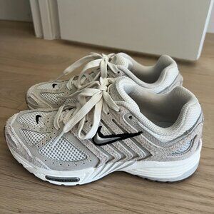 Nike Air Pegasus 2005 Sneakers